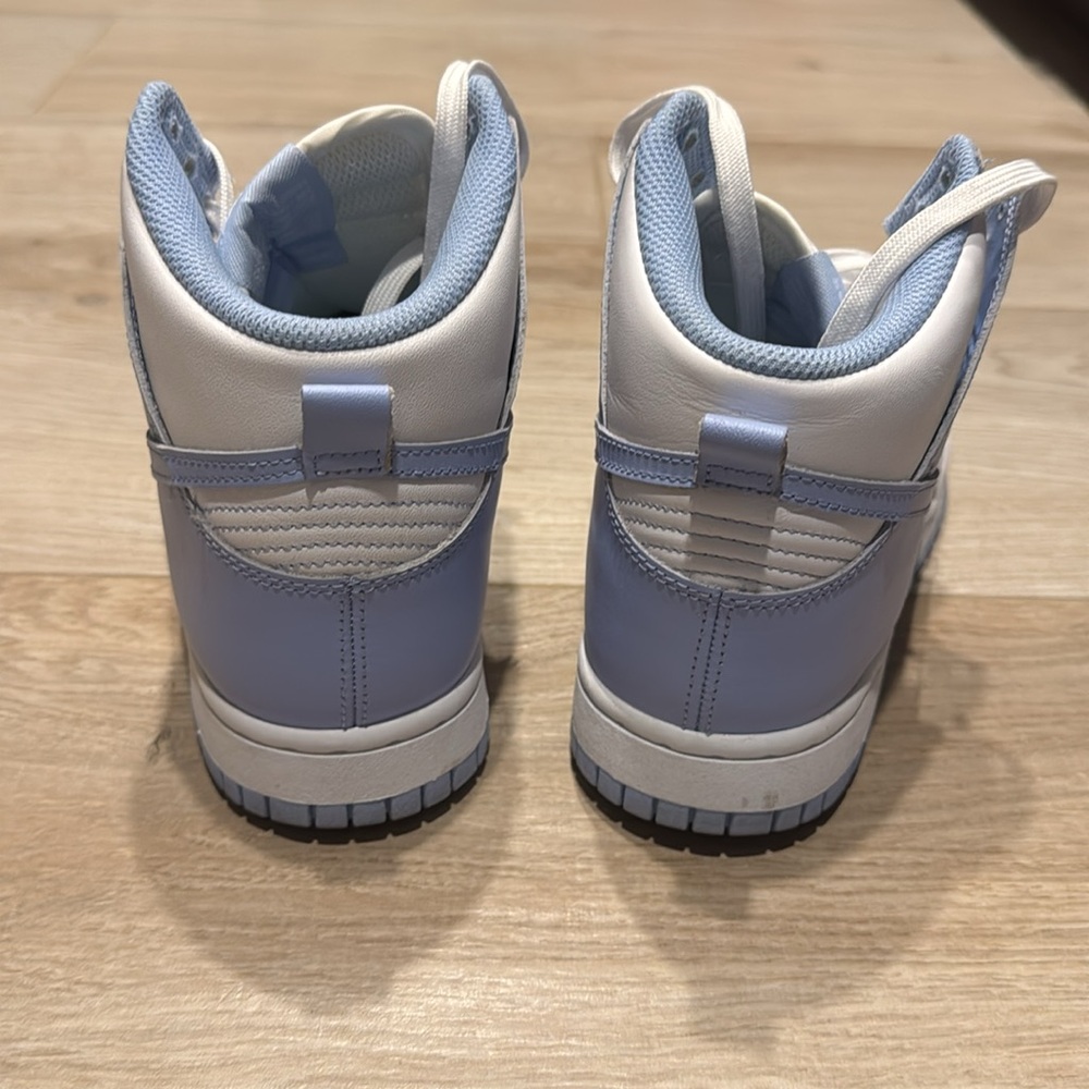 Nike Dunk High - image 3